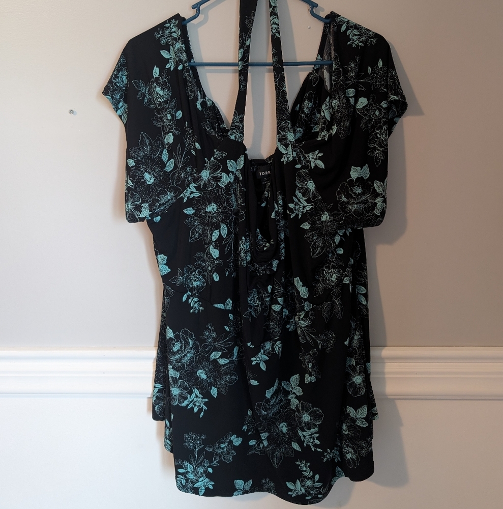 Torrid Black and Green Flutter Sleeve Blouse with Halter